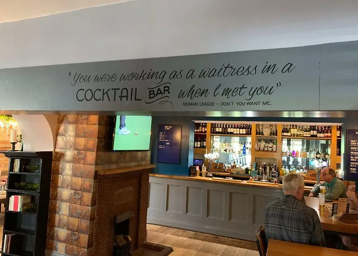 Strawberry Bank Hotel, Nec