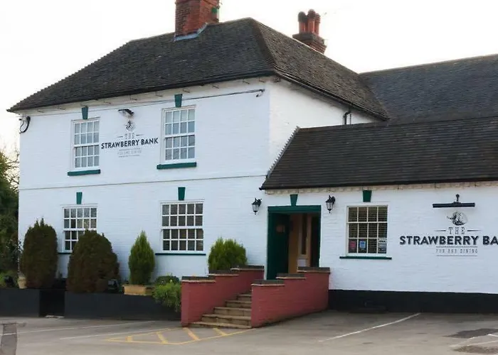 Strawberry Bank Hotel, Nec