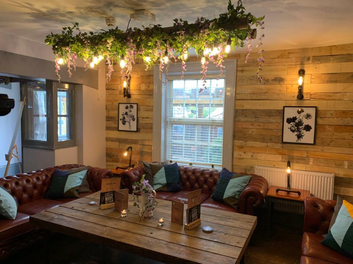 Strawberry Bank Hotel, Nec 3*
